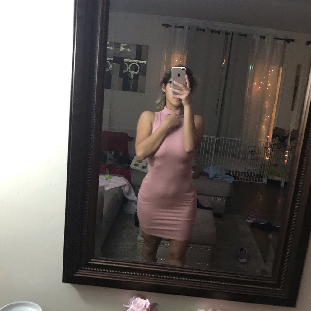 Pink Charlotte Russell dress 👗